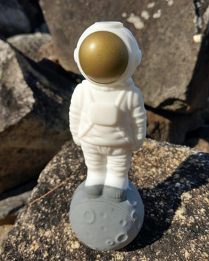 The Astronaut Pipe